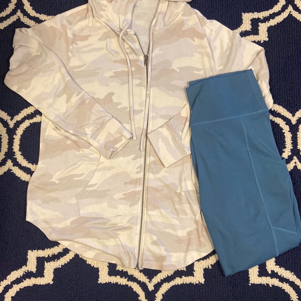American Eagle Camo Jacket- Size L